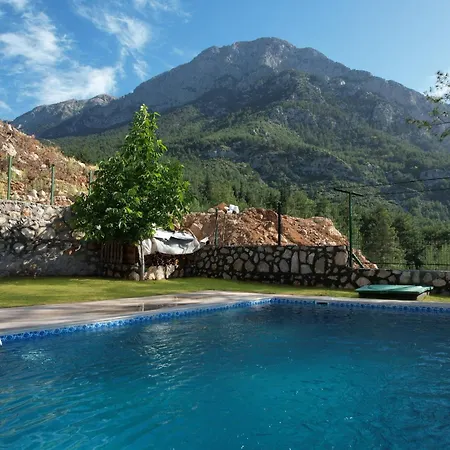 Villa Lycian - Mountain And Sea View With Heated Pool