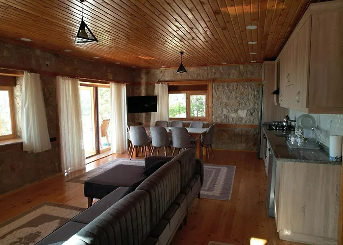 VILLA LYCIAN - Dağ ve Deniz Manzarası Villa *