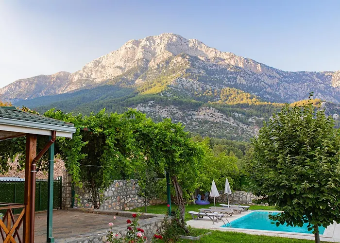 Lycian - Mountain And Sea View With Heated Pool فيلة *